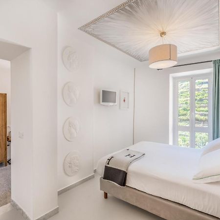 La Torretta Lodge Манарола Екстер'єр фото